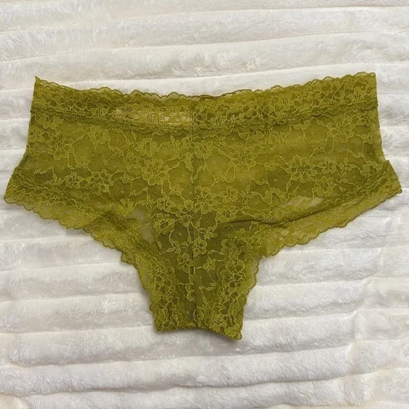Victoria's Secret Cheeky Lace Panty - Picture 3 of 5